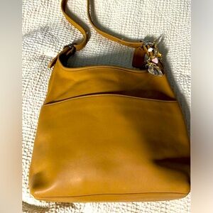 Vintage coach style 9058